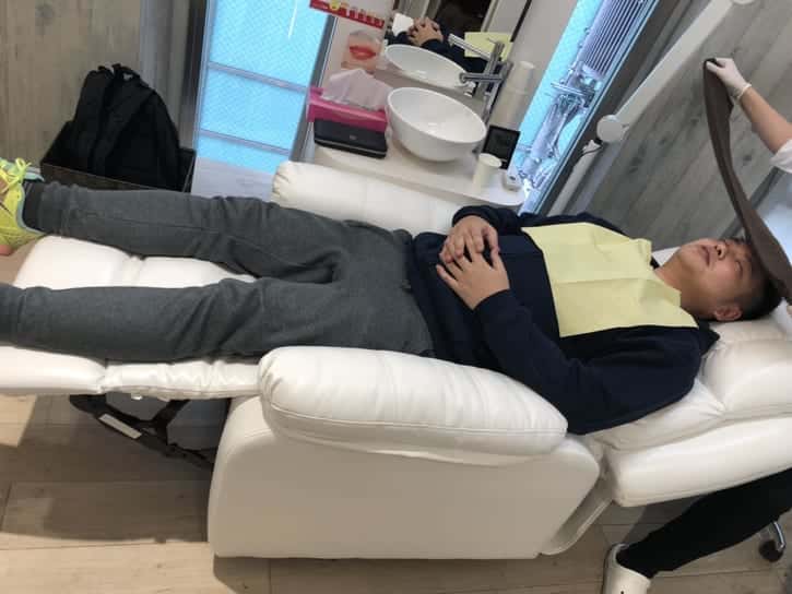 スターホワイトニング_倒れるイス