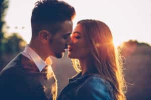 女性はディープキスが好き？嫌い？正しいDキスの方法とは？