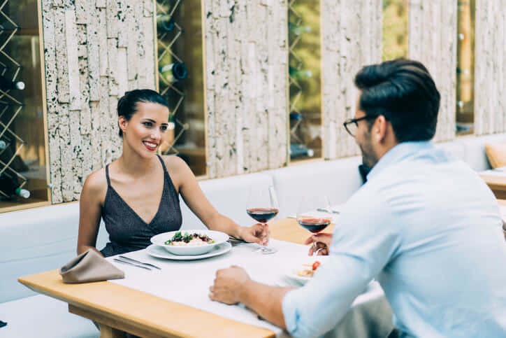 ぜいたく2人 飲み 脈あり ファッショントレンドについて