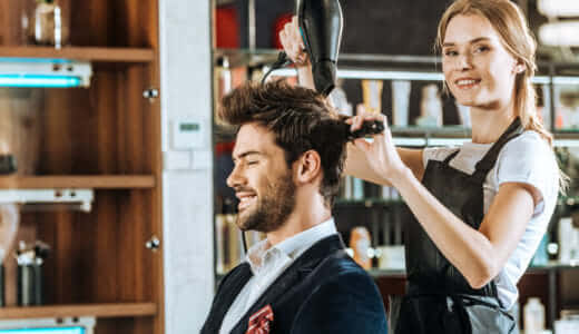 女ウケがいいモテるメンズの髪型をタイプ別に徹底解説！｜ワックスやヘアセットの方法も
